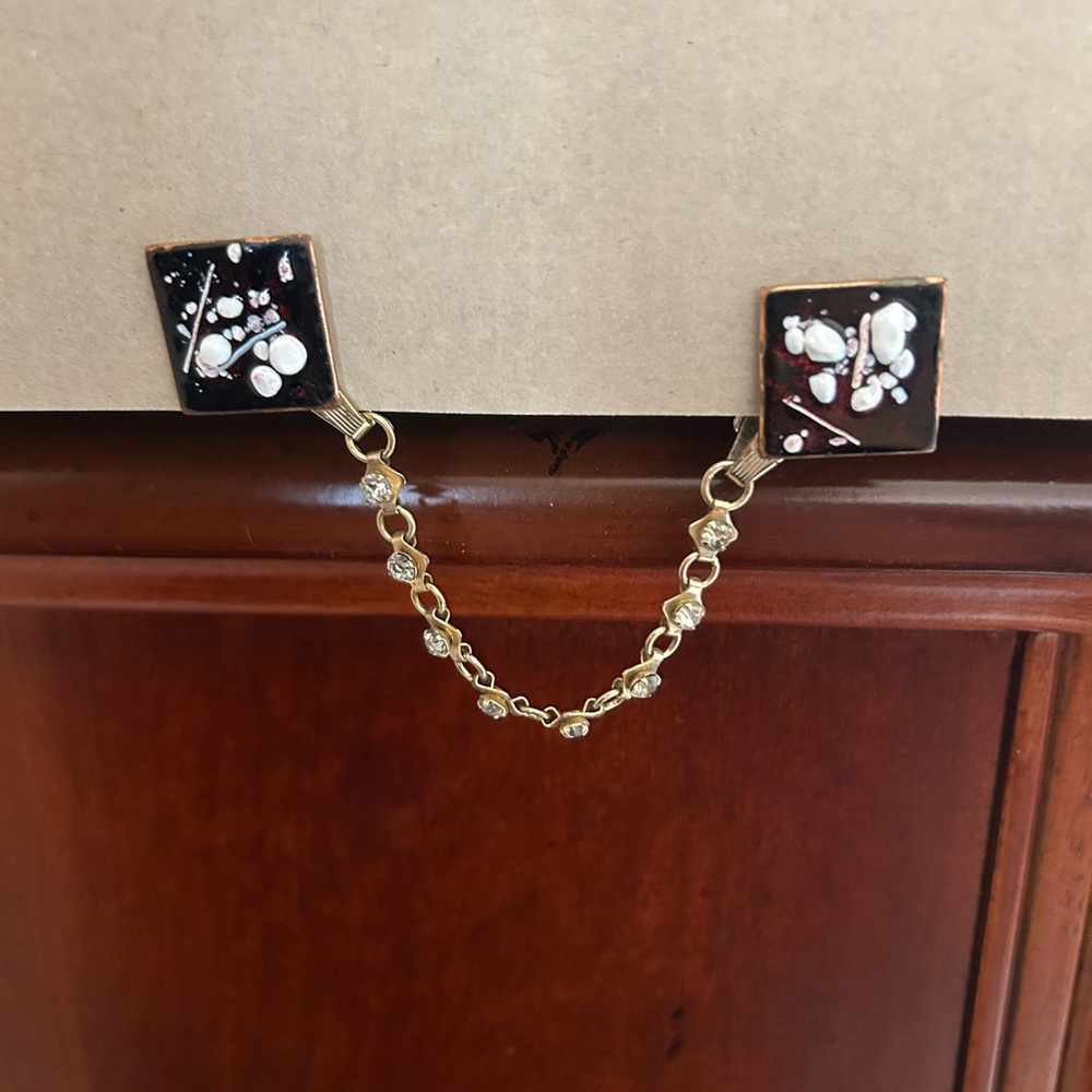 Vintage sweater guard